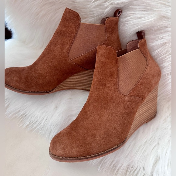 CASLON Cognac Leather Wedge Water Resistant Booties - Size 10 M - NEW stretchy - Picture 1 of 6